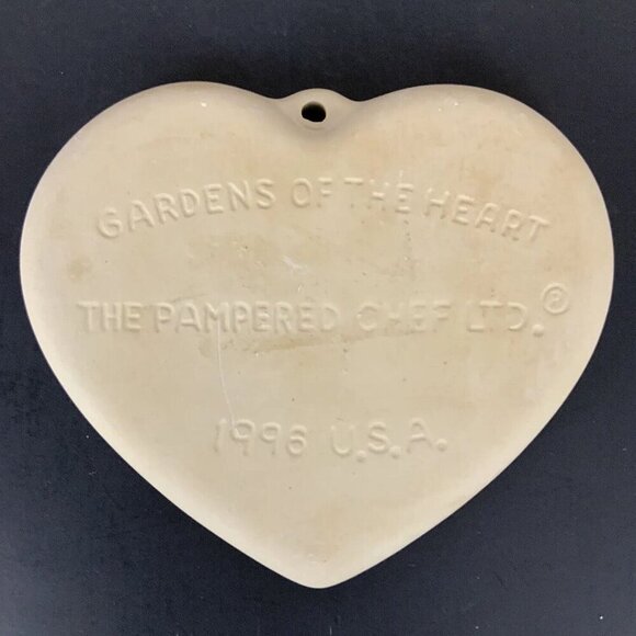 The Pampered Chef Heart-Shaped Stoneware Cookie Mold Lot Of 4 Family Heritage - Picture 8 of 10